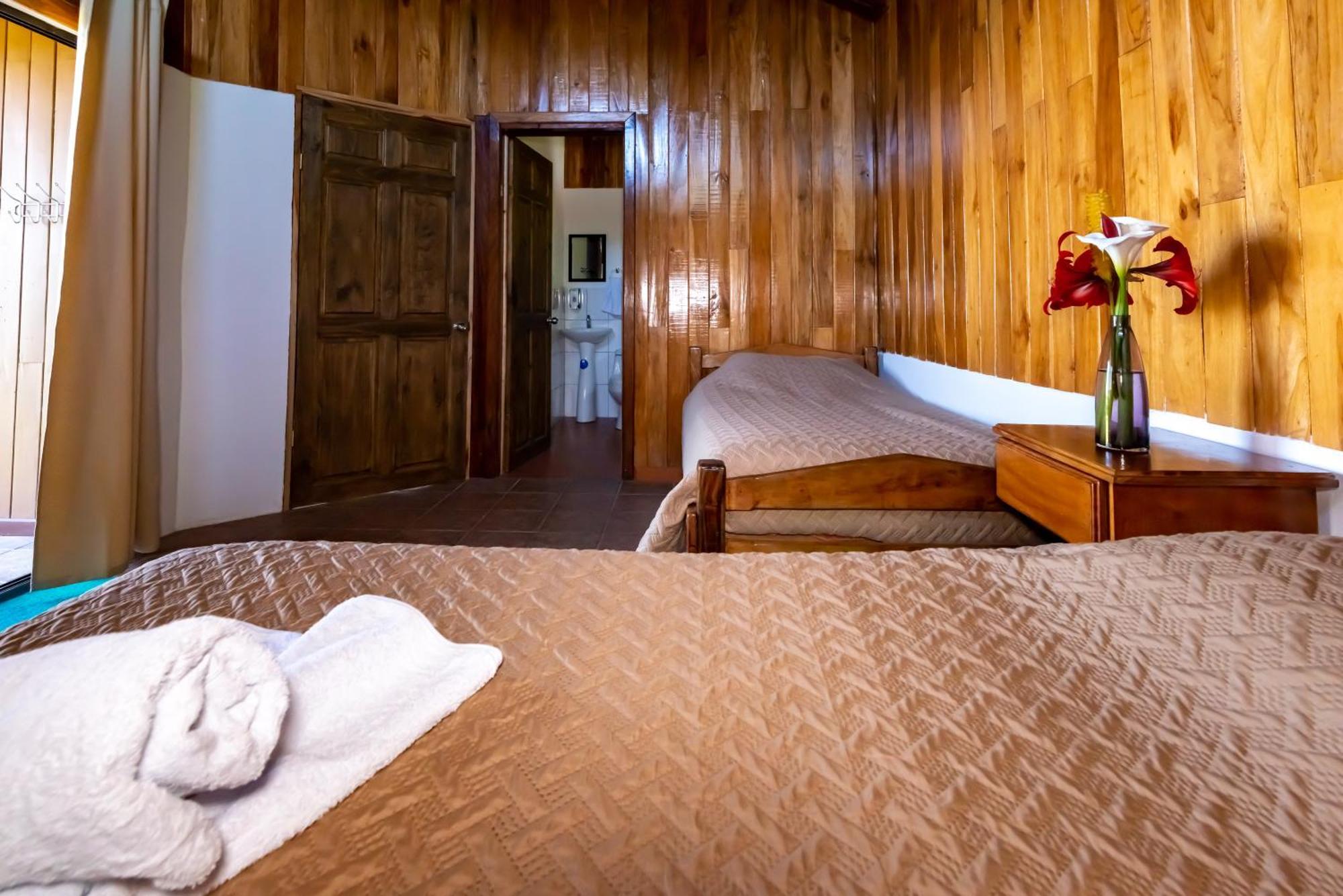 Cabinas Capulin & Farm Monteverde Exterior photo